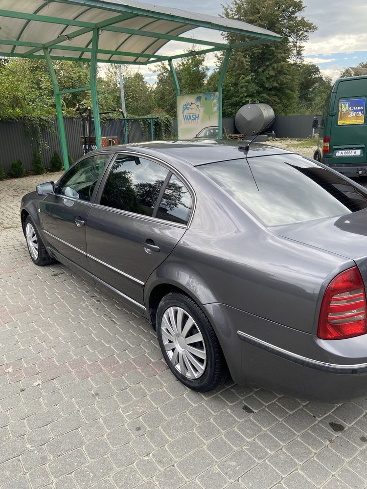 Skoda superb 2.5 TDI