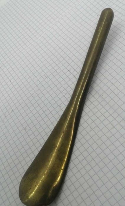 Металева лопатка для взуття вінтаж