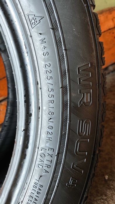 Шини/Резина/Колеса Nokian 225 55 R18 102H Зима