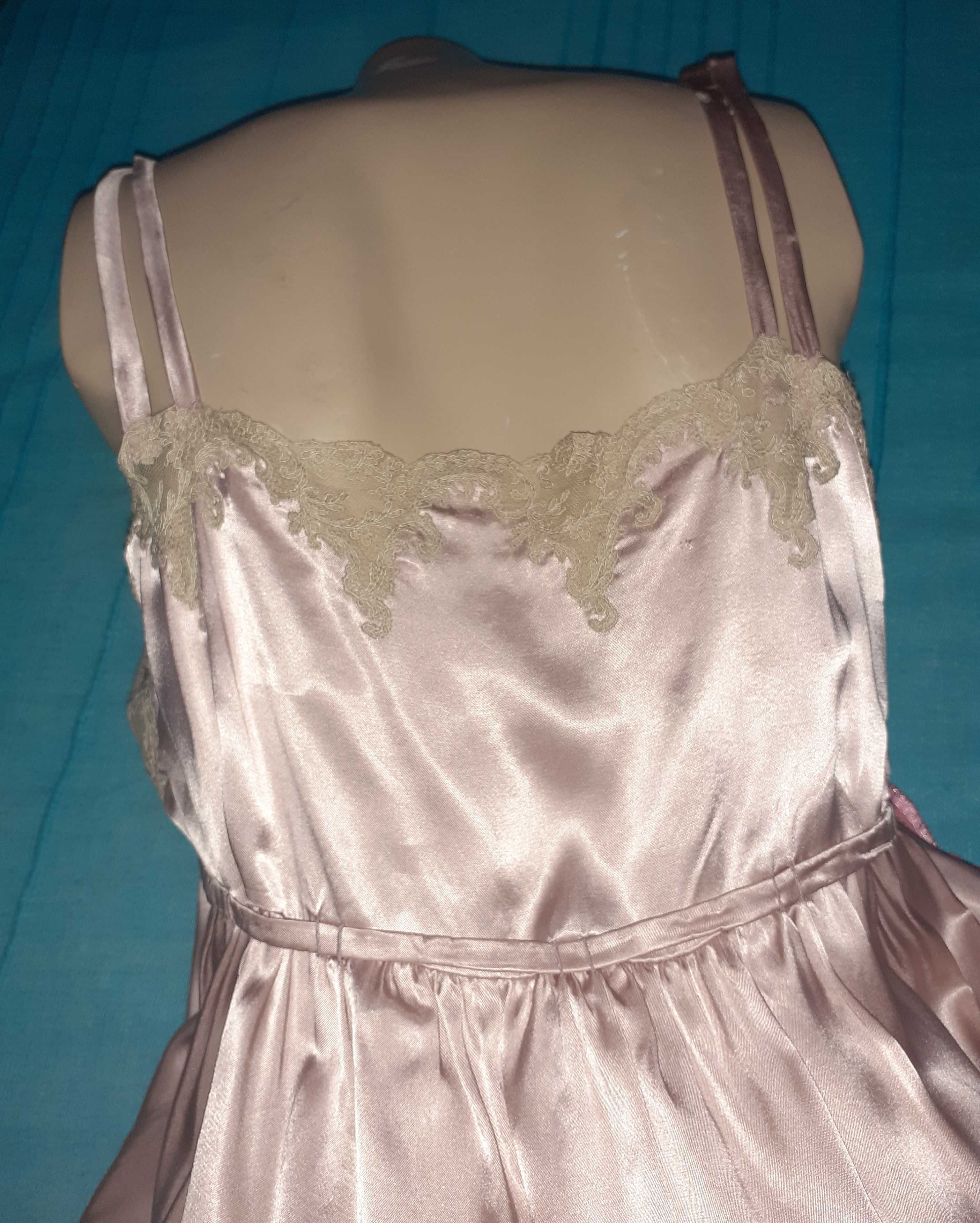 Vestido em Cetim