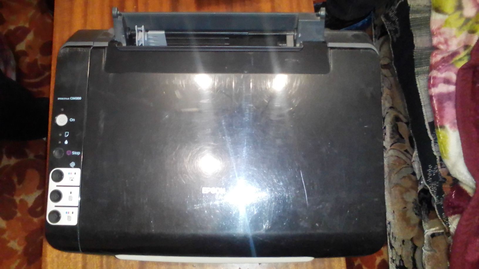 Многофункциональное устройство EPSON Stylus CX4300