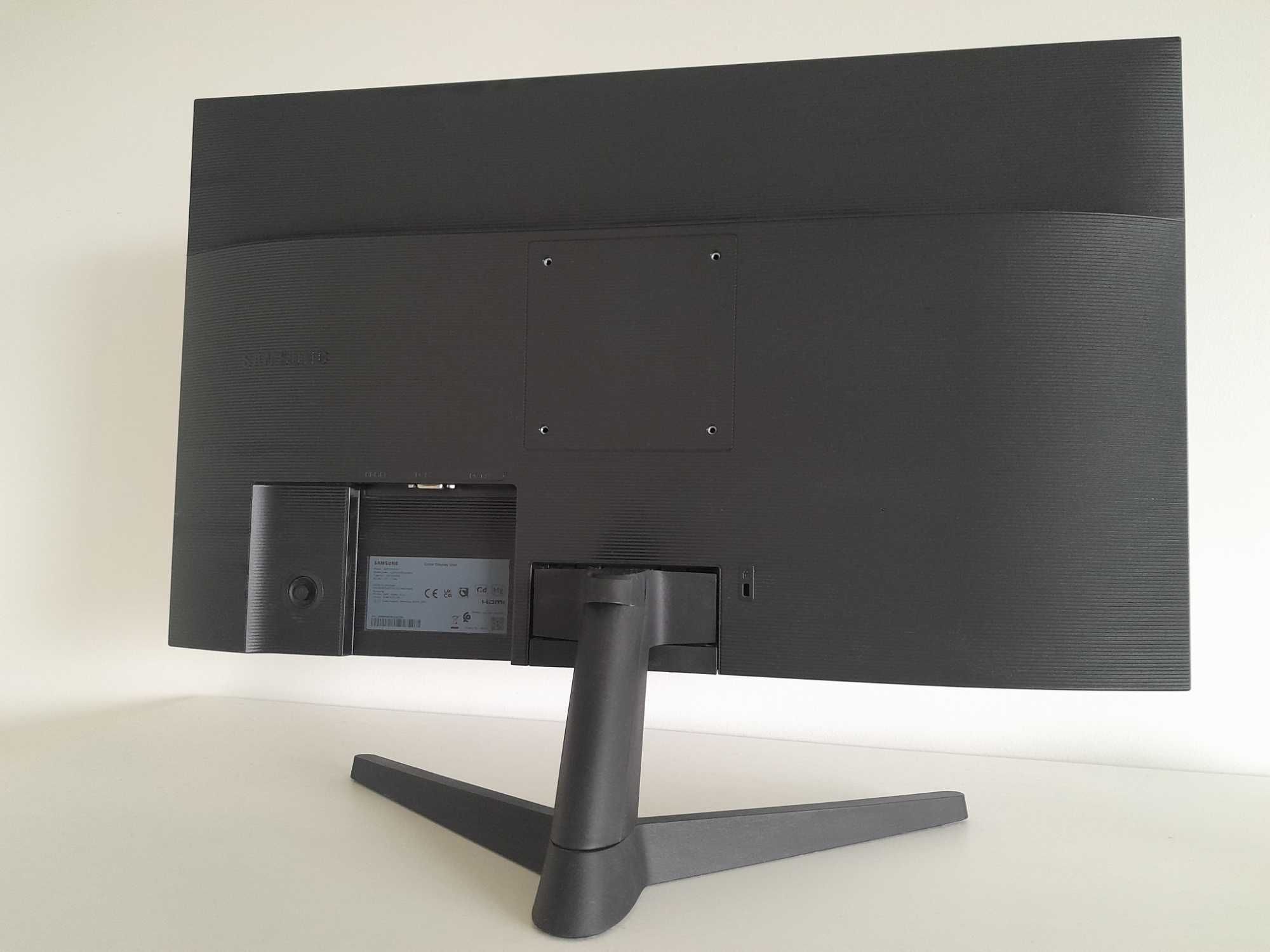 Monitor Samsung 27 FHD 1920X1080 HDMI 2023rok/stan jak nowy