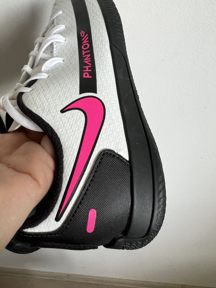 Buty halowe dla dzieci Nike Phantom