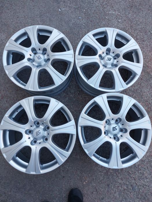 Диски Audi Q7  5*130