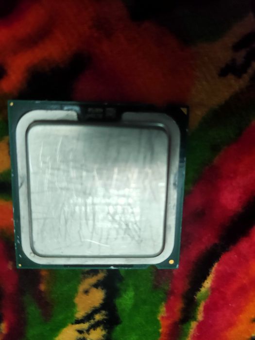 Лот процесорів Intel (3 шт.)

Продам набір процесорів:

Intel Celeron