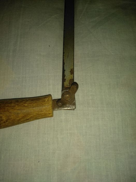 Лобзик ручной в нормальном состоянии