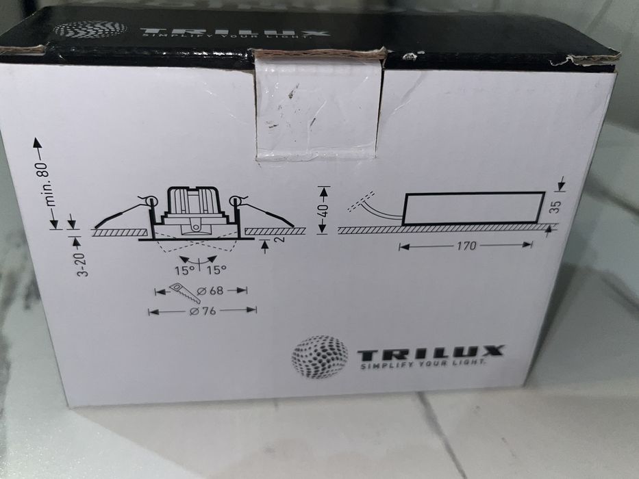 Oświetlenie wewnętrzne LED Trilux SncPoint 11W. 6sztuk 100 za szt.