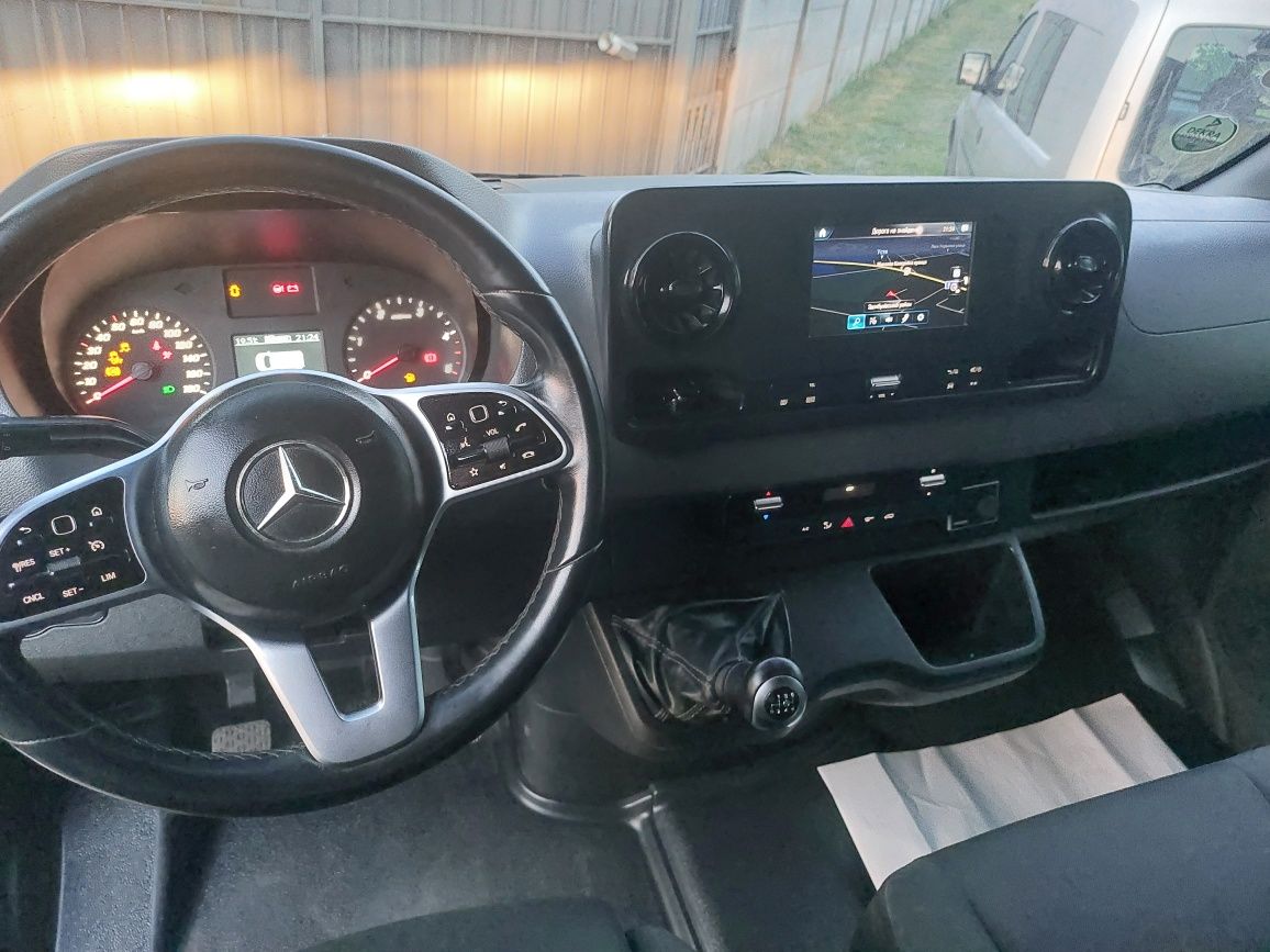 Продам mercedes-benz Sprinter 316