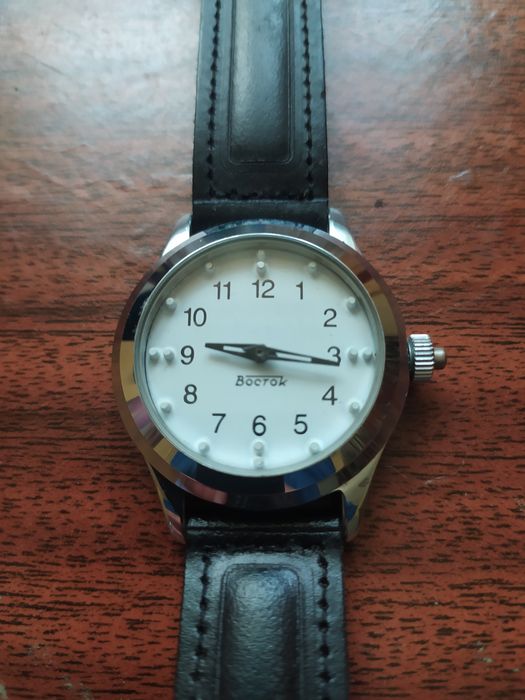 Продаю наручные часы Восток для не зрячих