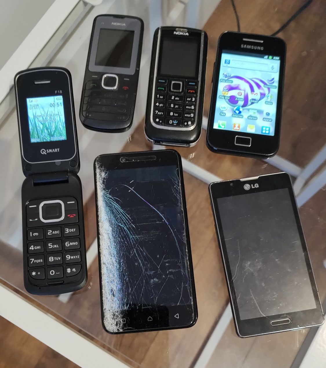 Nokia, Lenovo, Samsung, LG, QSMART