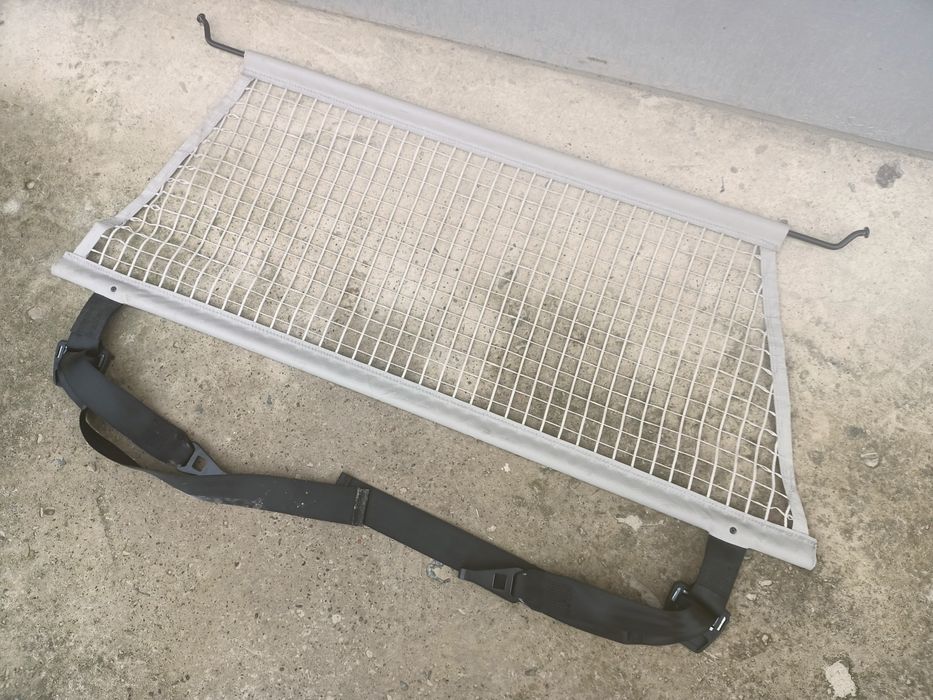 Продам перегородку-сітку богажника Renault Megane