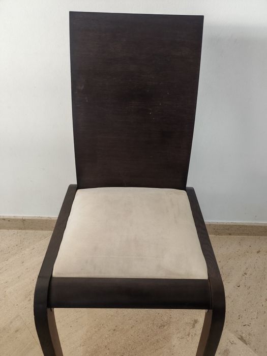 6 cadeiras em carvalho escurecido