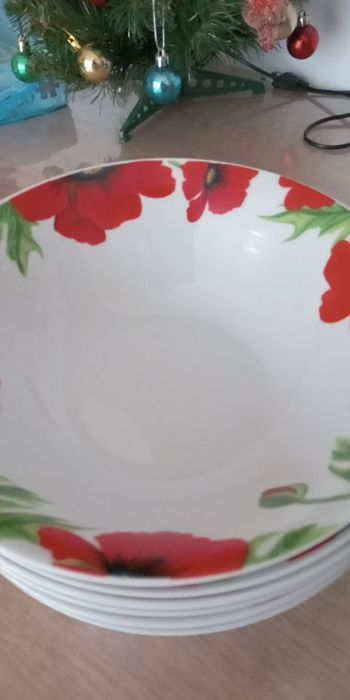 Продам 6 тарілок
