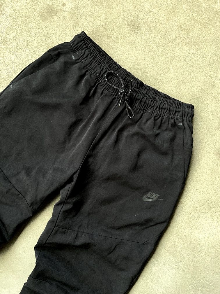 Nike Tech Fleece Nylon