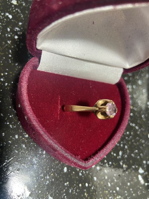 Золотое колечко с Олесандритом 585 проба  4.05г