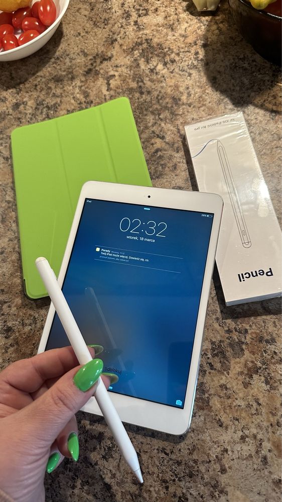 Tablet iPad Apple - stan idealny