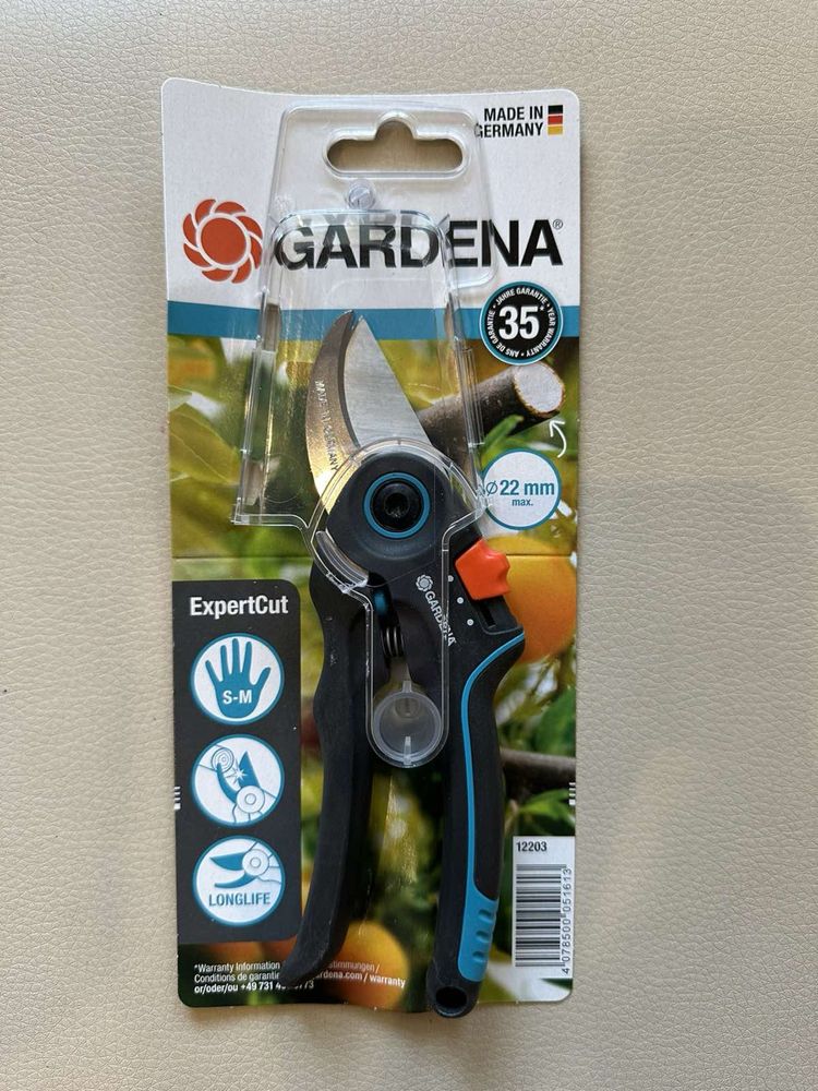 Секатор Gardena ExpertCut Bypass до 22 мм (12203-20)