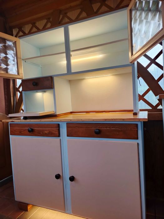 Kredens  babciny, PRL