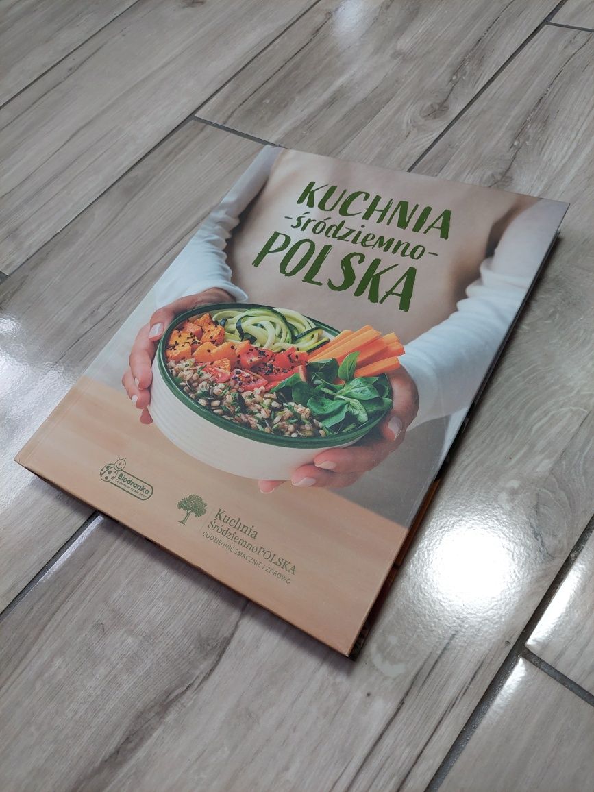 Książka kucharska "kuchnia śródziemno-polska" Biedronka