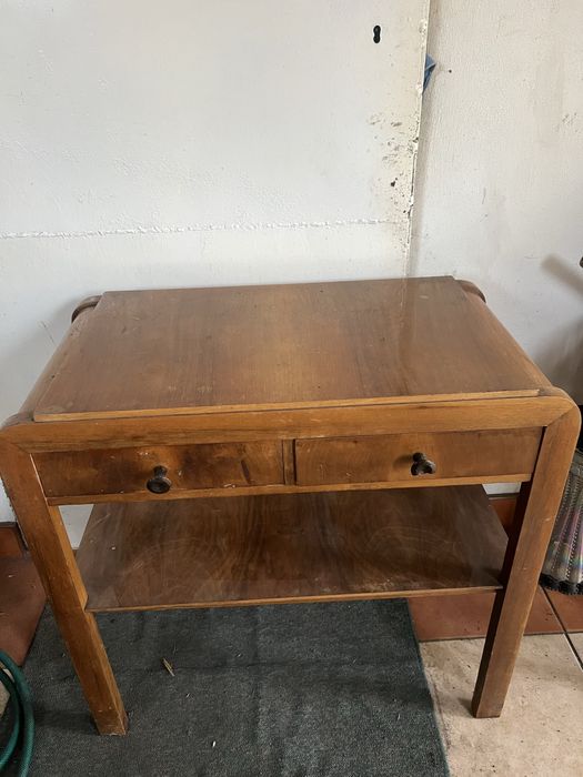 Stolik pod telewizor