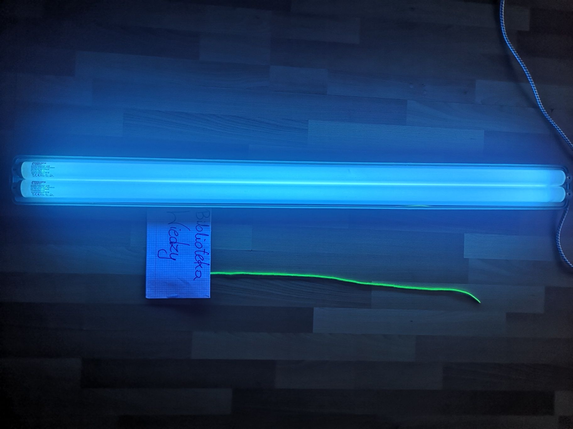 Lampa UVB 290-315nm BibliotekaWiedzy