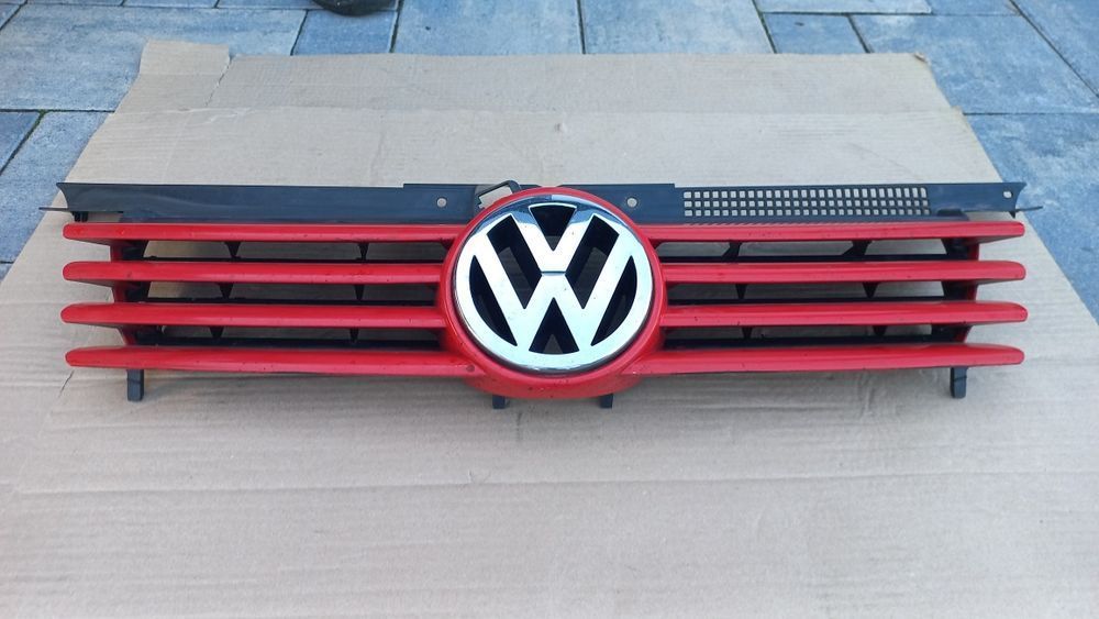 VW bora grill atrapka atrapa czerwona ly3d