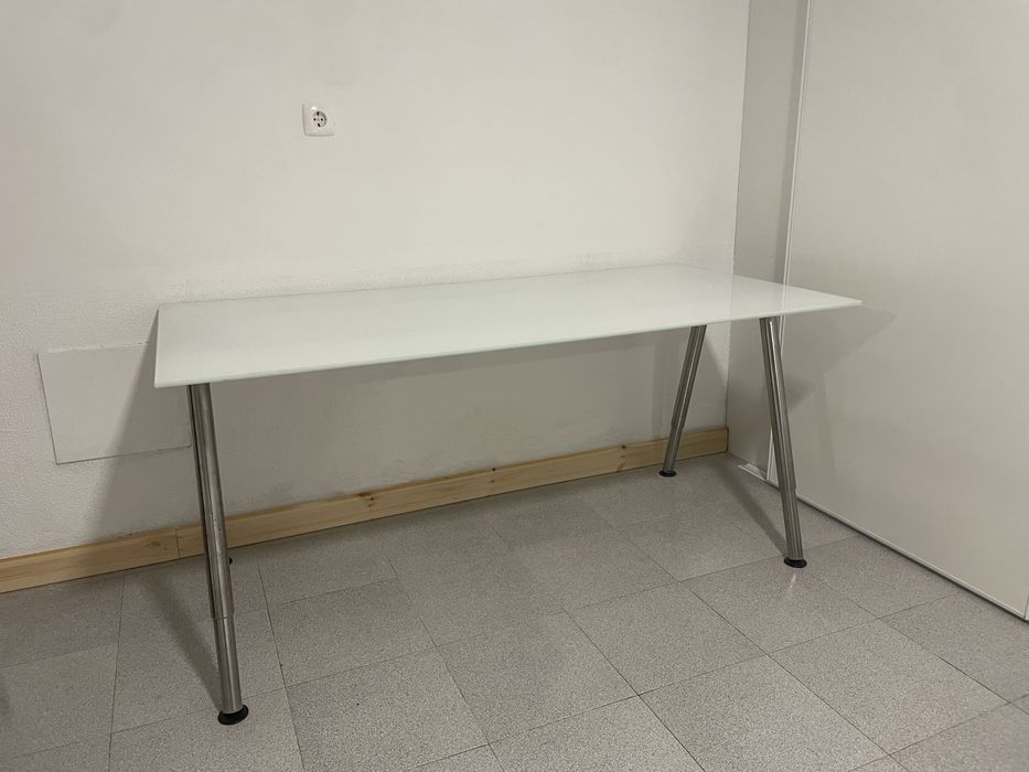 Secretaria Ikea Galant