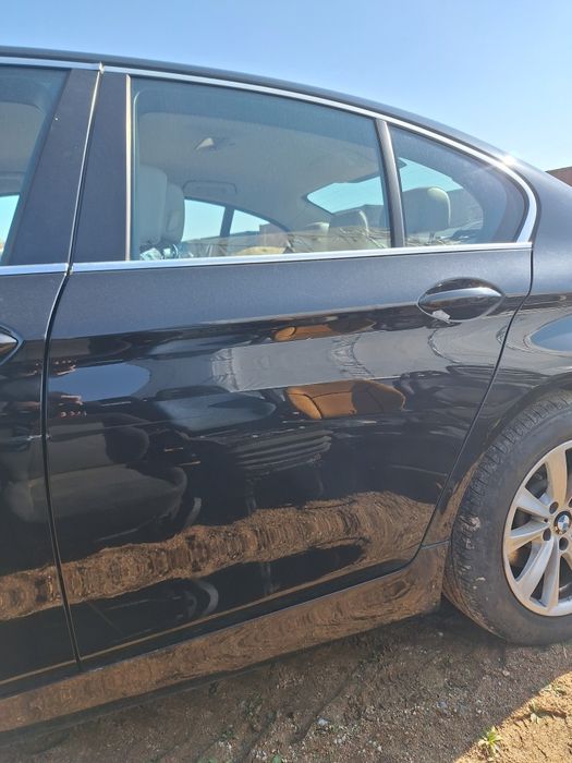 Drzwi tylne lewe BMW F10 475 black sapphire