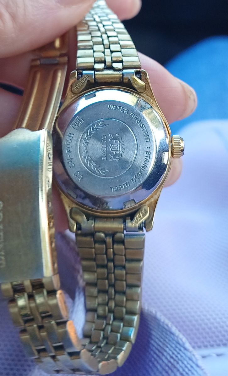 Часи Orient жіночі