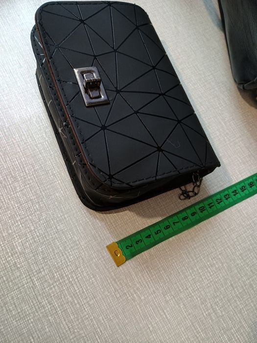 Две сумочки новые. Женская. Молодежная. Сумка. Недорого.