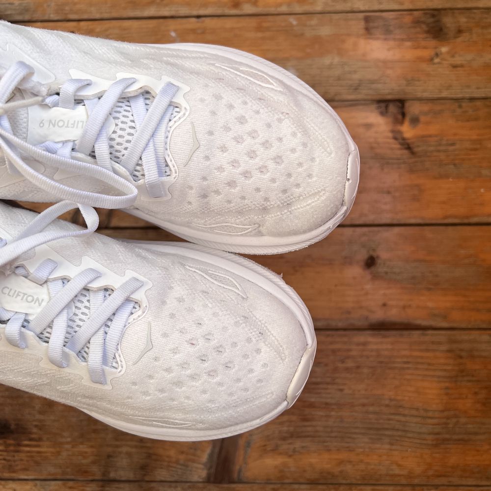 Кросівки Hoka Clifton 9 1127896 розмір 41 оригінал