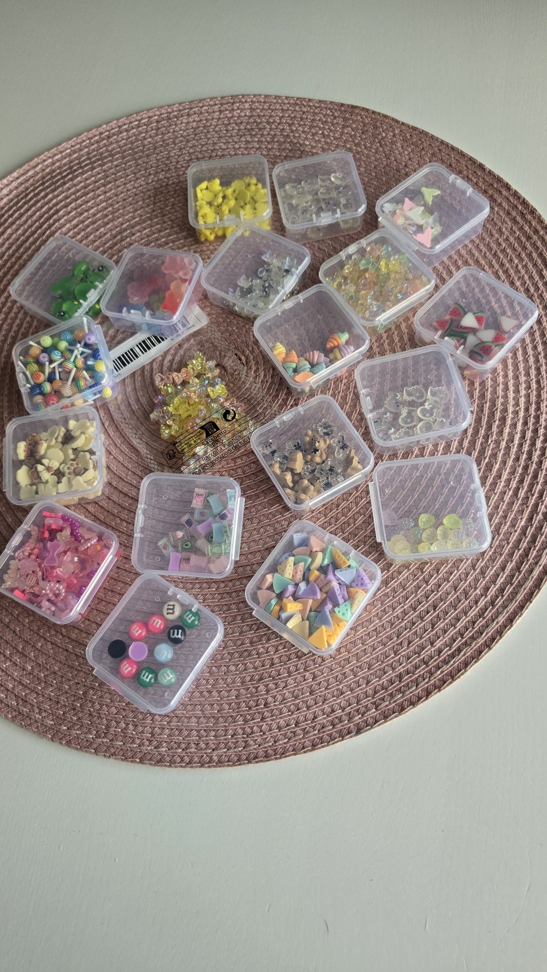Ozdoby do paznokci Kawaii DIY cyrkonie akryle itp.l
