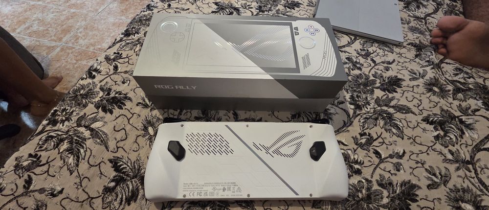Console Asus Rog Ally 7"