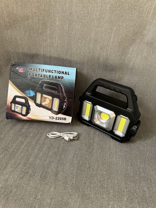 Портативний ліхтар на сонячній батареї