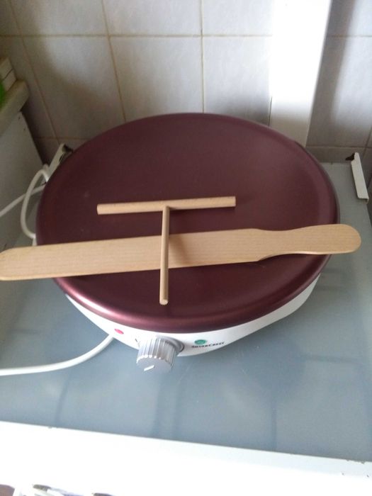Máquina para fazer crepes SilverCrest (diâmetro 34cm e potência 1500W)