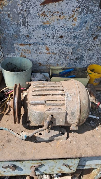 Продаю электро двигатель