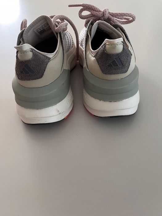 Sapatilhas adidaa Avryn_X