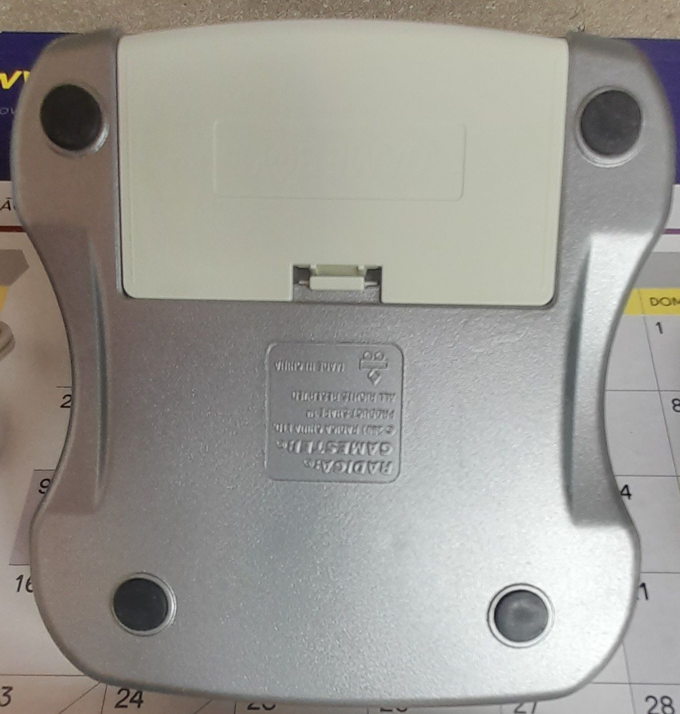 Gameboy Advanced com carregador, base para carregar e bolsa Gamester