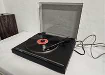 Gramofon półautomatyczny Yamaha P-220, wyprodukowany w Japonii