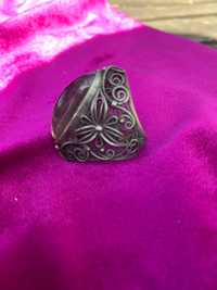 Старинное фамильное кольцо ( серебро) камень горный хрусталь