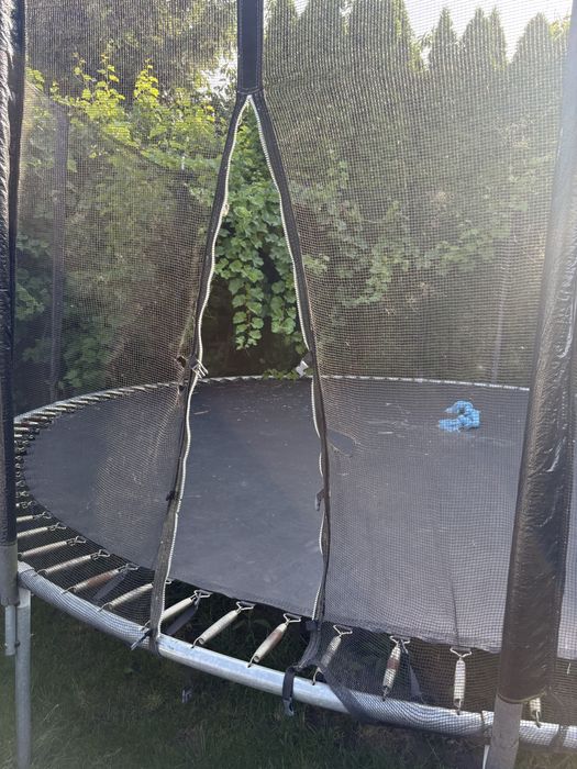 Trampolina ogrodowa