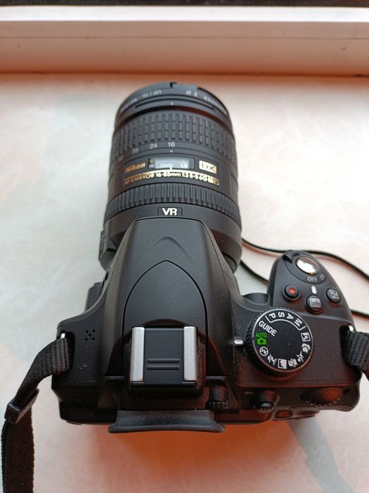 Дзеркалка Nikon D3200, як нова!