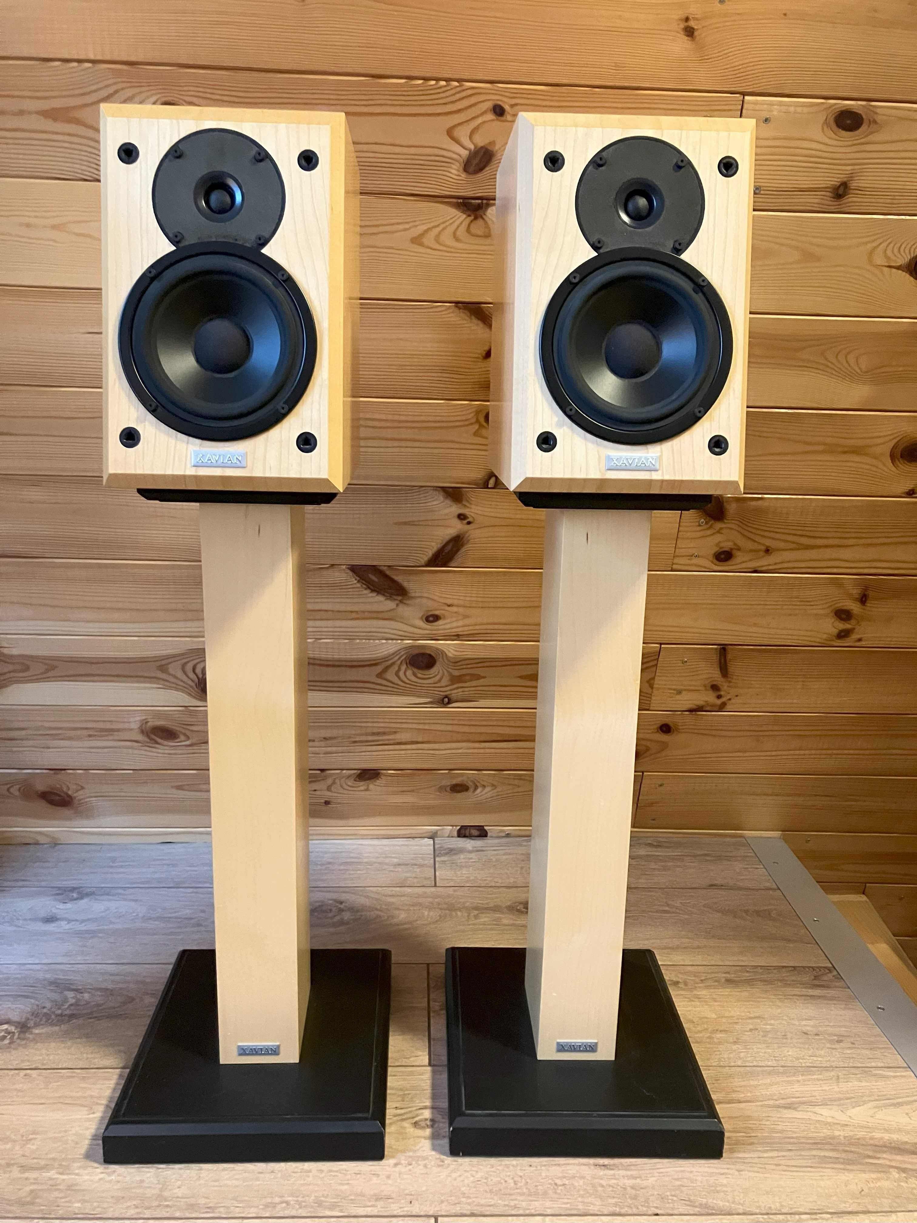 Kolumny Xavian XN 125 mk I na oryginalnych standach, naturalny fornir