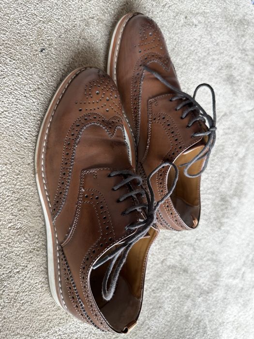 Sapatos Derby castanhos Zara