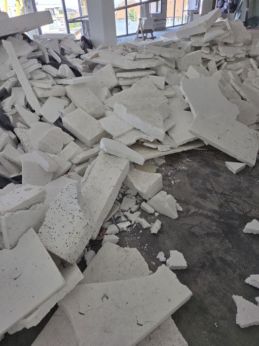 Oddam odpady styropianu za darmo.