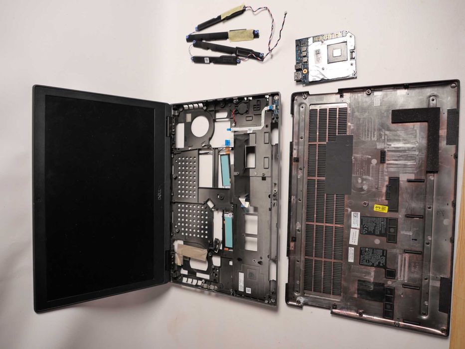 Комплектуючі до ноутбука робочої станції Dell Precision 7530 запчасти