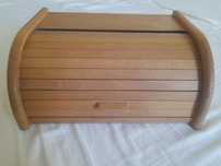 Chlebak drewniany bambusowy 34x25x14