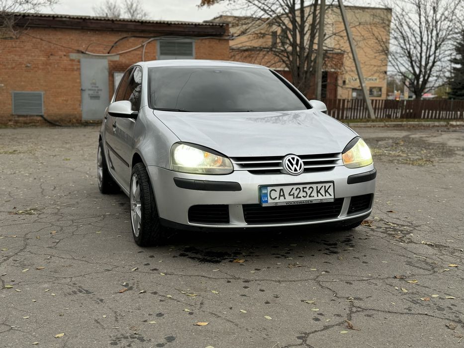 Volkswagen Golf 5 1.6