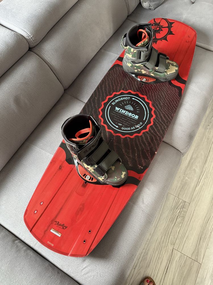 Deska Wakeboard Slingshot Windsor 137