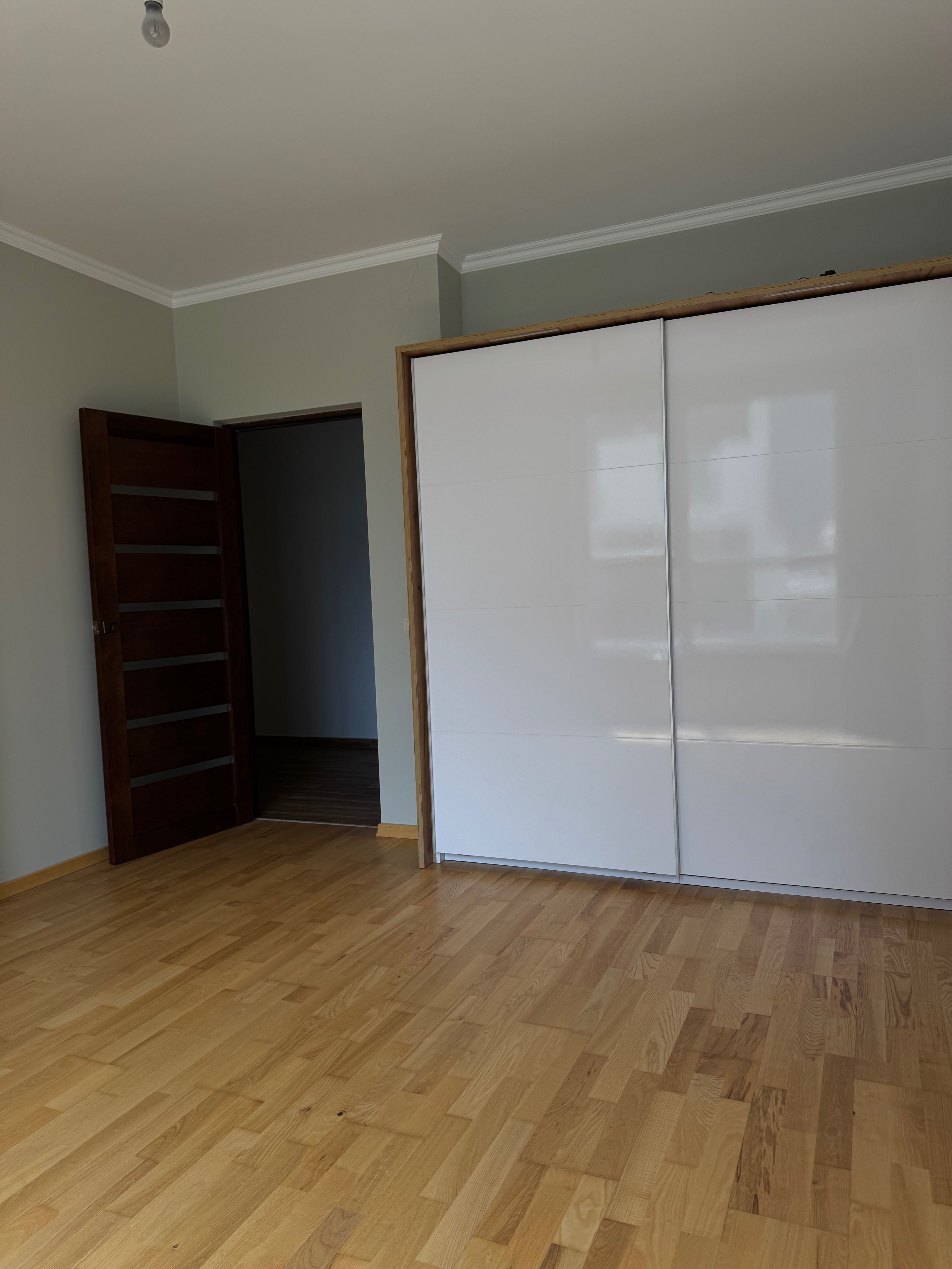 Продаж по найвигіднішій ціні 2кім.кв. в заселеному ЖК вул.Під Голоском